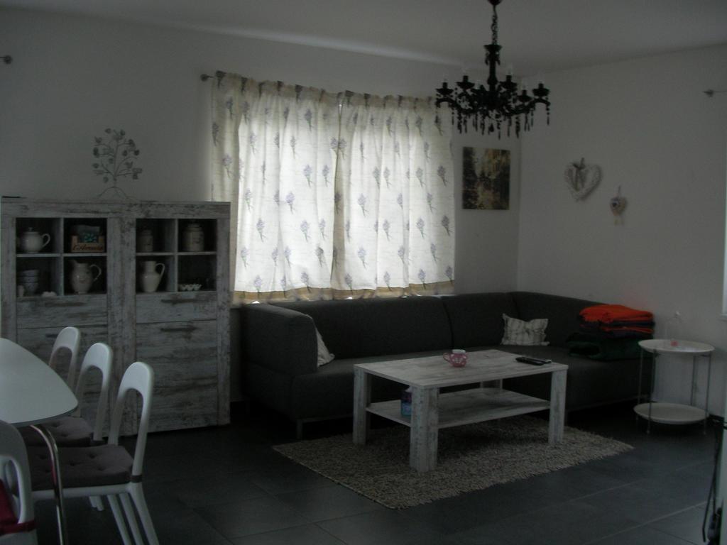 Villa Dum Na Lipne Lipno nad Vltavou Exterior foto